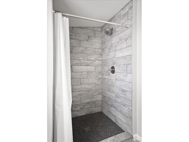 3559 N Jackson St, Denver, CO 80205