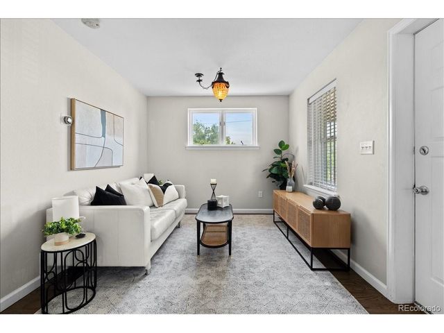 3559 N Jackson St, Denver, CO 80205