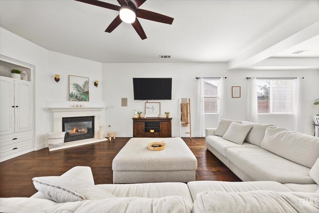 14904 Central Coast Street, Bakersfield, CA 93314
