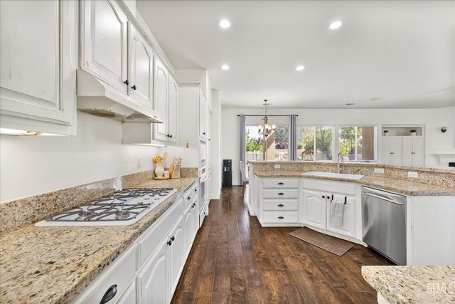 14904 Central Coast Street, Bakersfield, CA 93314