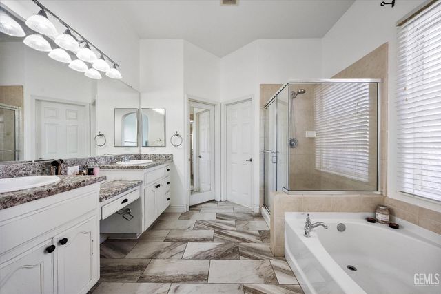 14904 Central Coast Street, Bakersfield, CA 93314