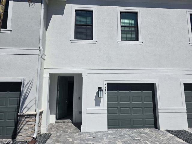 7783 SW Bentley Lane, Stuart, FL 34997