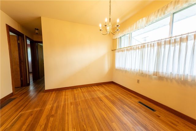 103 Taylor Ave, Chippewa Twp, PA 15010