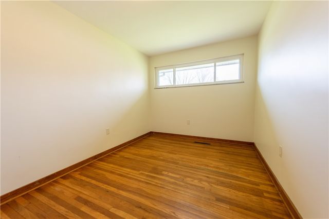 103 Taylor Ave, Chippewa Twp, PA 15010