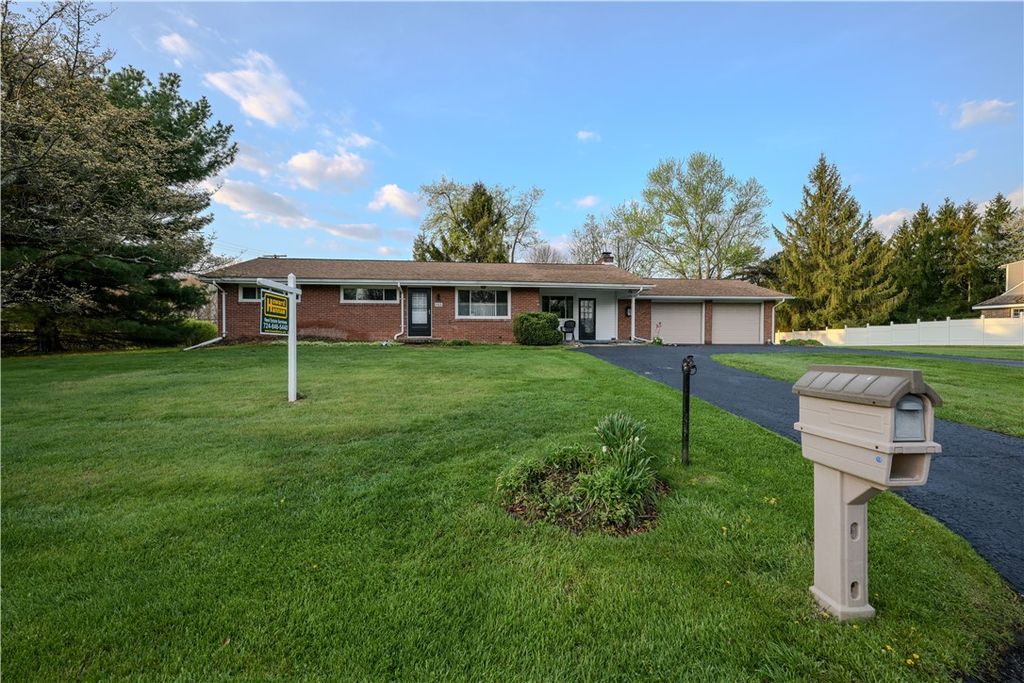 103 Taylor Ave, Chippewa Twp, PA 15010