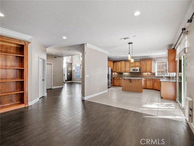 16194 Maricopa, Apple Valley, CA 92307