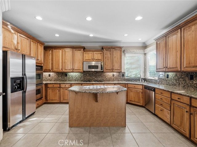 16194 Maricopa, Apple Valley, CA 92307