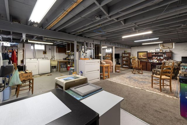 2958 Westmoor Drive, Columbus, OH 43204