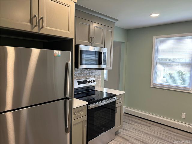 85 Ralph Avenue, Babylon, NY 11702