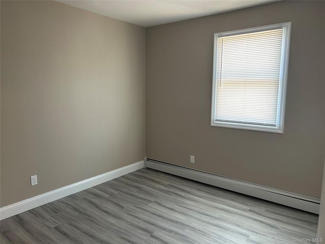 85 Ralph Avenue, Babylon, NY 11702