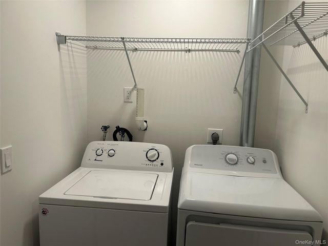 85 Ralph Avenue, Babylon, NY 11702
