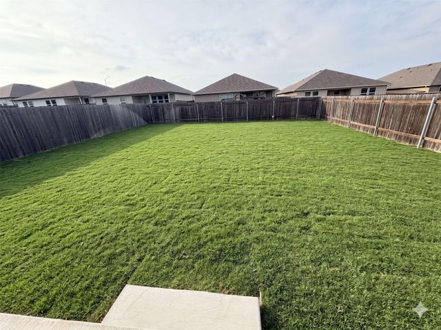 821 Gerardia CT, Seguin, TX 78155