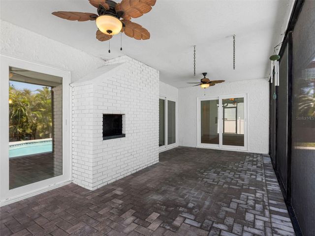 562 JOHNS PASS AVENUE, Madeira Beach, FL 33708