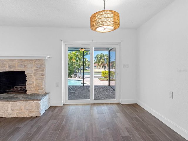 562 JOHNS PASS AVENUE, Madeira Beach, FL 33708