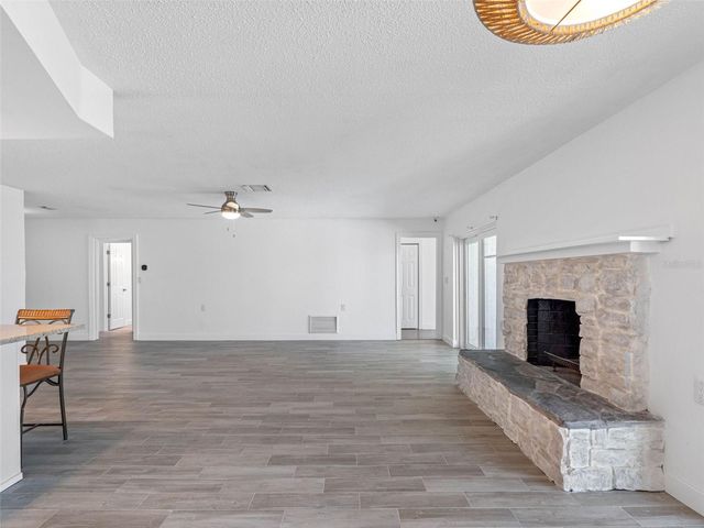 562 JOHNS PASS AVENUE, Madeira Beach, FL 33708