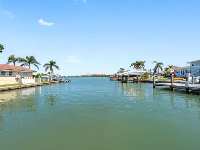 562 JOHNS PASS AVENUE, Madeira Beach, FL 33708