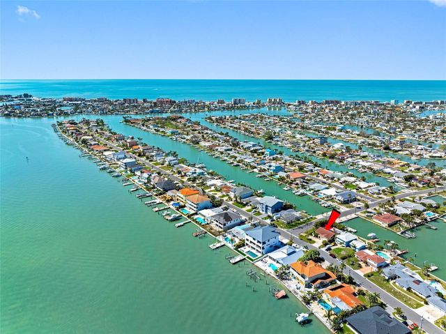 562 JOHNS PASS AVENUE, Madeira Beach, FL 33708