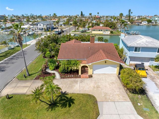562 JOHNS PASS AVENUE, Madeira Beach, FL 33708