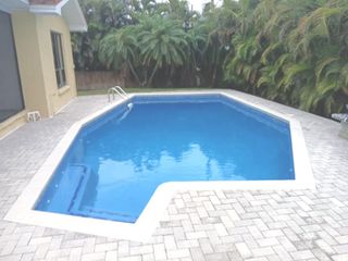 562 JOHNS PASS AVENUE, Madeira Beach, FL 33708