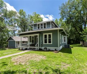506 E Ashley Street, Siloam Springs, AR 72761