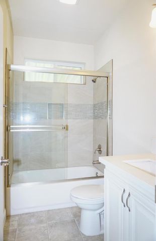 1050 Borregas Avenue 8, Sunnyvale, CA 94089