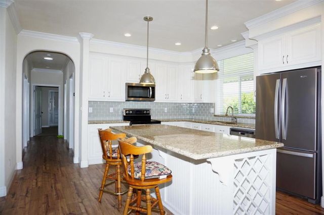 1050 Borregas Avenue 8, Sunnyvale, CA 94089