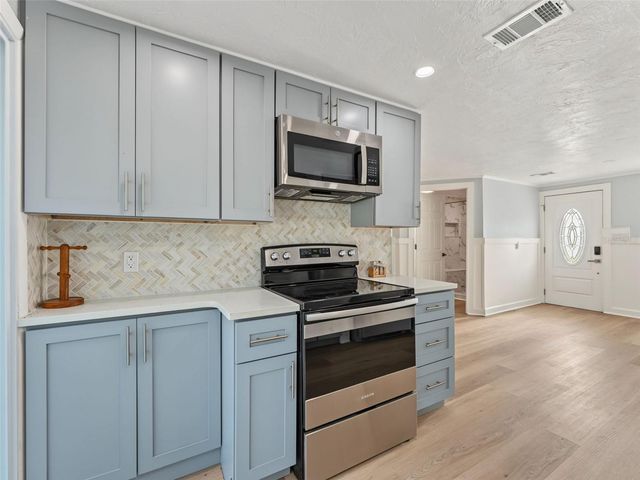 14233 SHILOH COURT, Hudson, FL 34667