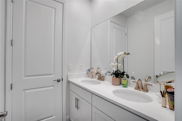 23231 SCAGLIONE DRIVE, Lutz, FL 33549