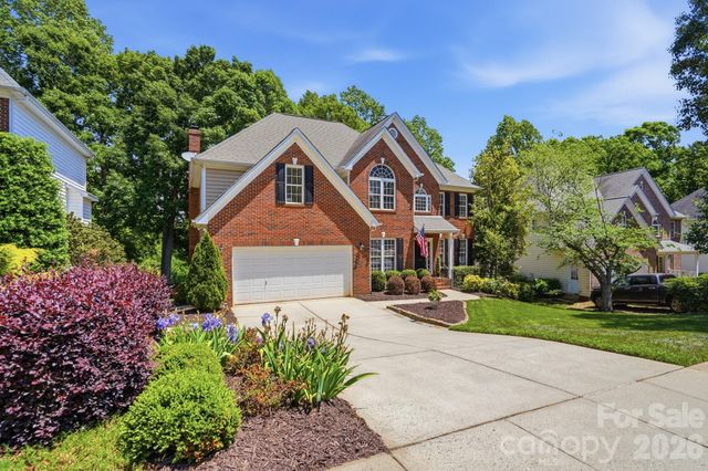 12126 Willingdon Road, Huntersville, NC 28078