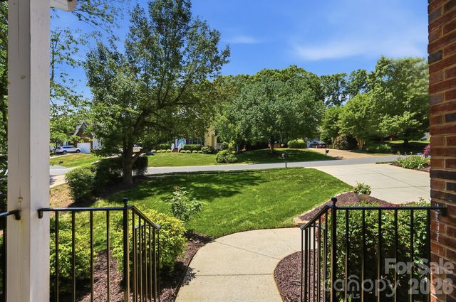 12126 Willingdon Road, Huntersville, NC 28078