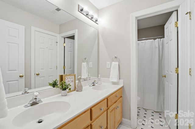 12126 Willingdon Road, Huntersville, NC 28078