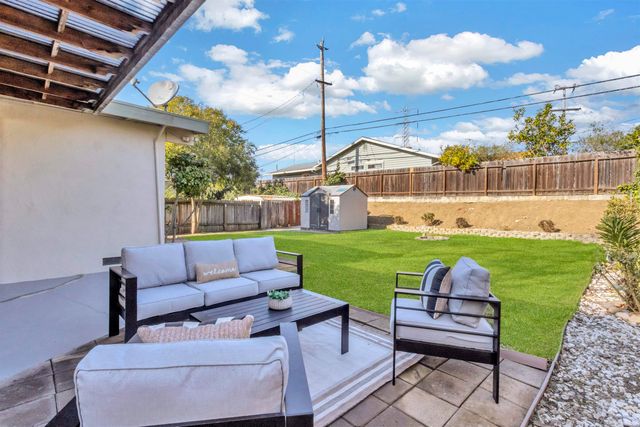 312 Cottonwood Dr, Vallejo, CA 94591