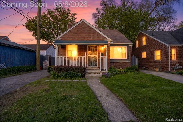 162 N Genesee Avenue, Pontiac, MI 48341