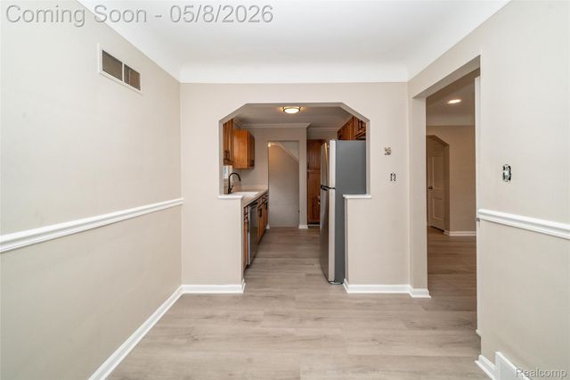 162 N Genesee Avenue, Pontiac, MI 48341
