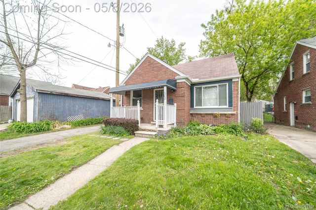 162 N Genesee Avenue, Pontiac, MI 48341