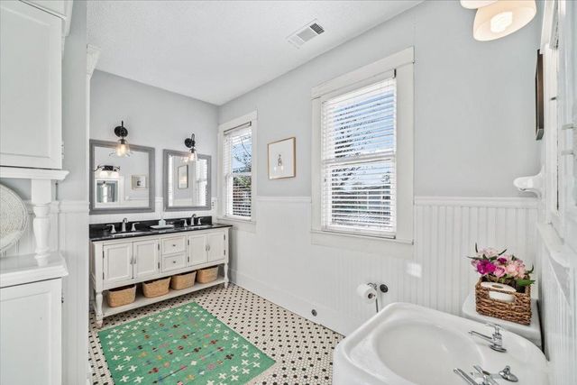 2073 NELSON AVE, Memphis, TN 38104