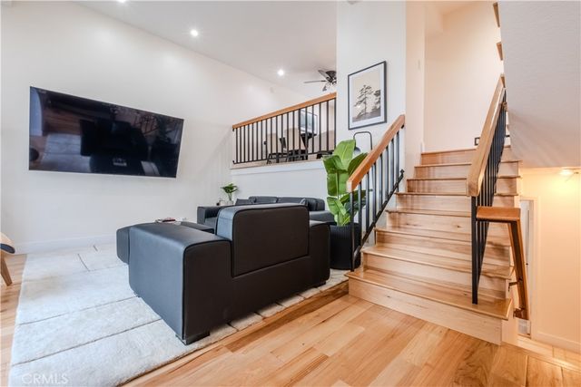 10911 Bluffside Drive 17, Studio City, CA 91604