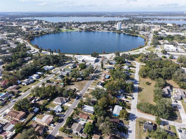 341 AVENUE L NE, Winter Haven, FL 33881