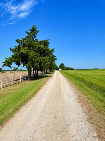 13598 Fm 47, Wills Point, TX 75169