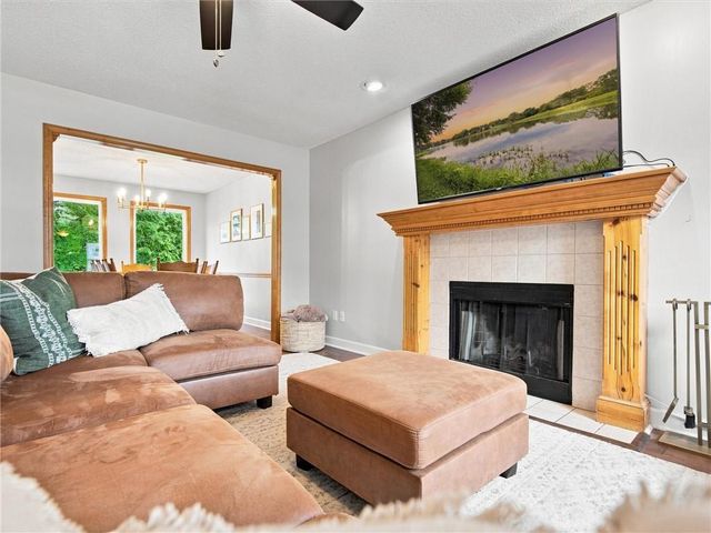 8604 NE 72nd Terrace, Kansas City, MO 64158