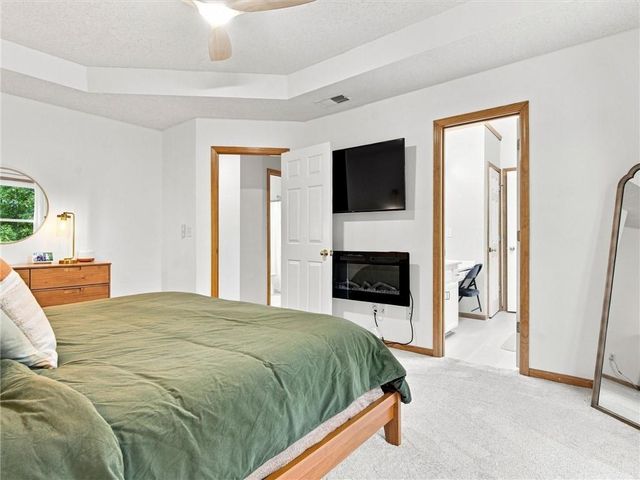 8604 NE 72nd Terrace, Kansas City, MO 64158