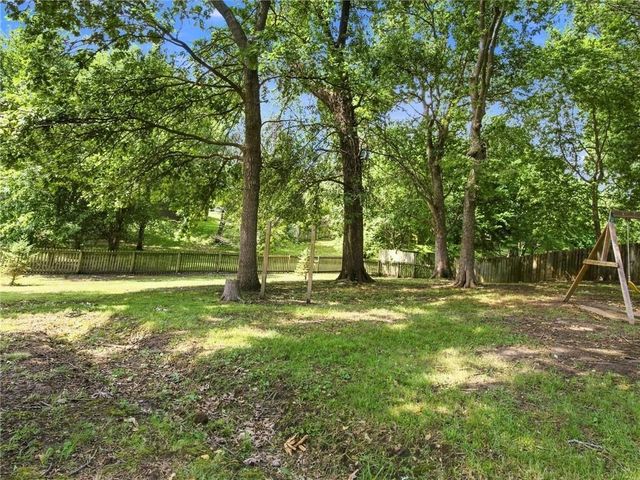 8604 NE 72nd Terrace, Kansas City, MO 64158