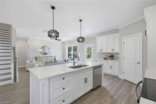 2109 Medhurst Drive, Greensboro, NC 27410