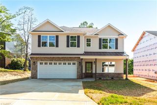 2109 Medhurst Drive, Greensboro, NC 27410