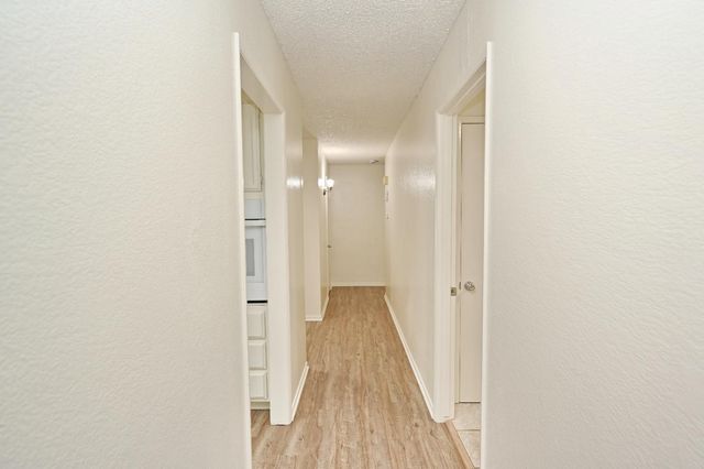 1728 W Fremont Avenue, Fresno, CA 93711