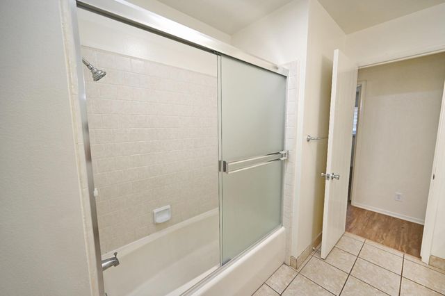 1728 W Fremont Avenue, Fresno, CA 93711