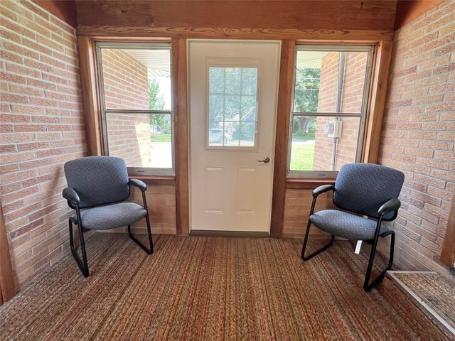 2813 S 2nd Avenue E, Newton, IA 50208