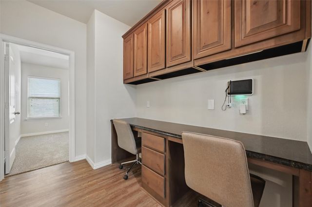 512 Hidden Springs Trail, Azle, TX 76020