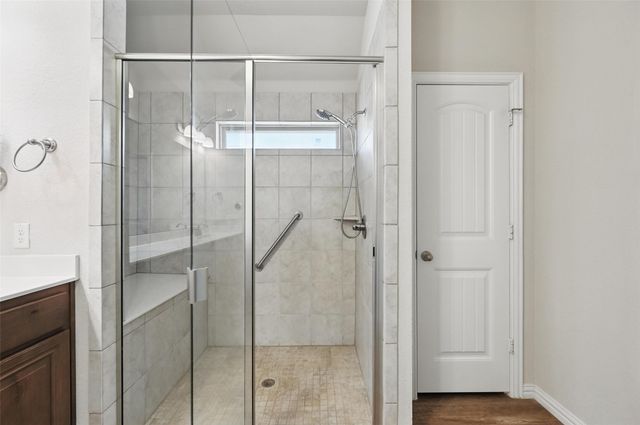 512 Hidden Springs Trail, Azle, TX 76020