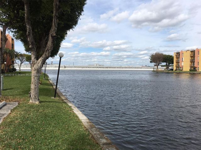 4719 NW 7th St 109-11, Miami, FL 33126